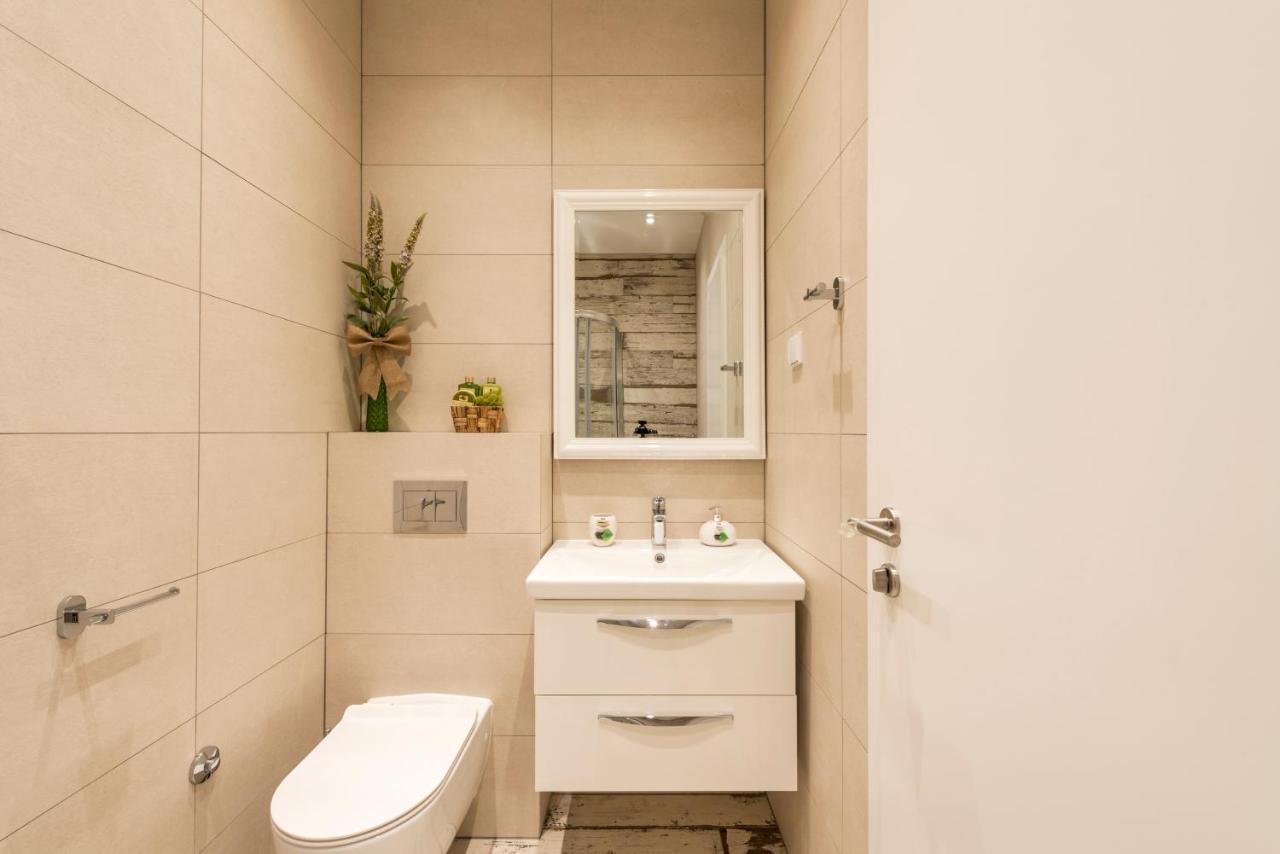 Free Parking Marli 5 - Studio Apartment دوبروفينك المظهر الخارجي الصورة